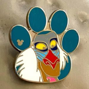 Disney Rafki From Loin King Paw 🐾 Print 2017 Hidden Mickey Pin